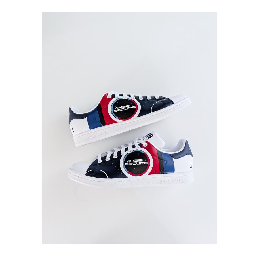 Paire de sneakers personnalisée pour un événement